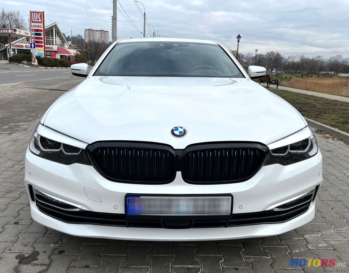 2018' BMW 5 Series photo #4