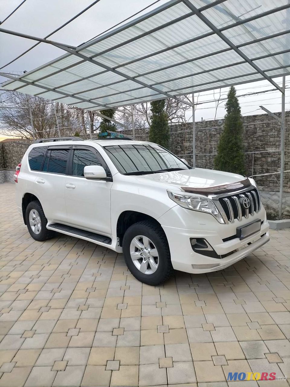 2016' Toyota Land Cruiser Prado photo #1