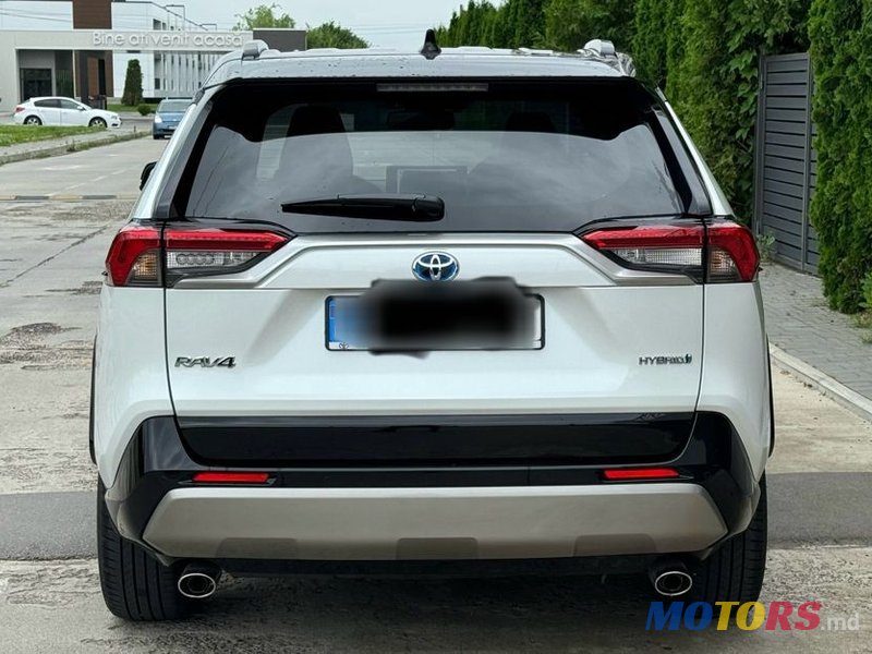 2023' Toyota RAV4 photo #3