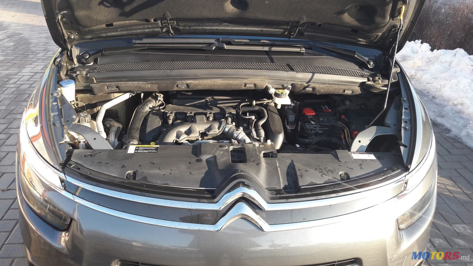 2015' Citroen Grand C4 Picasso photo #7