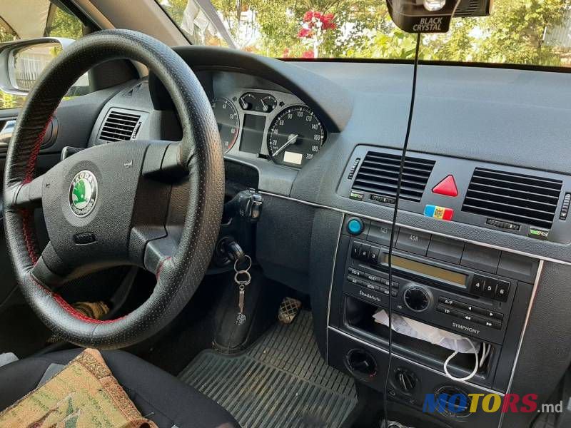 2004' Skoda Fabia photo #6