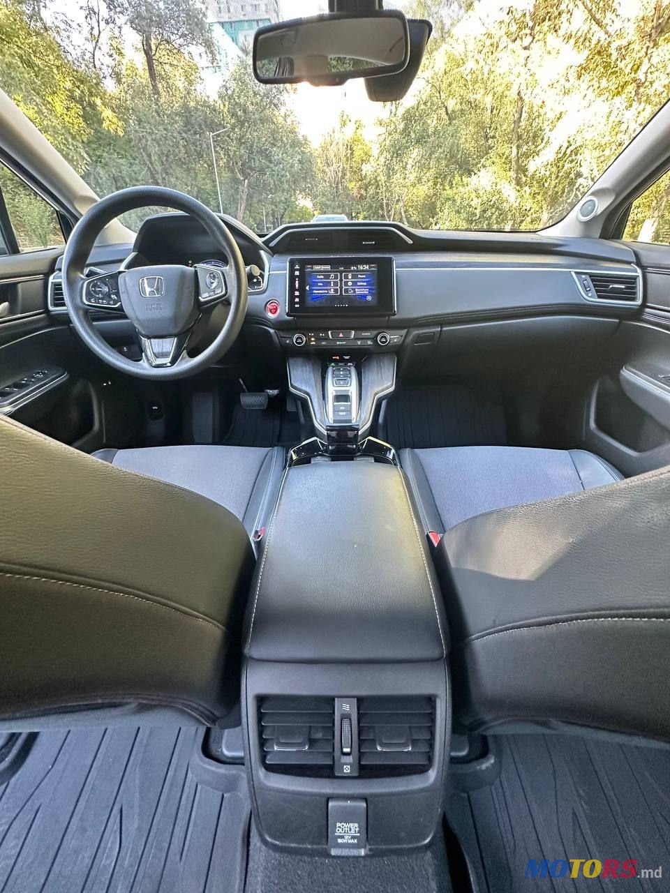 2018' Honda Clarity photo #6