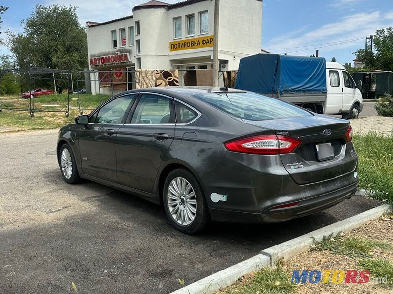 2014' Ford Fusion photo #3