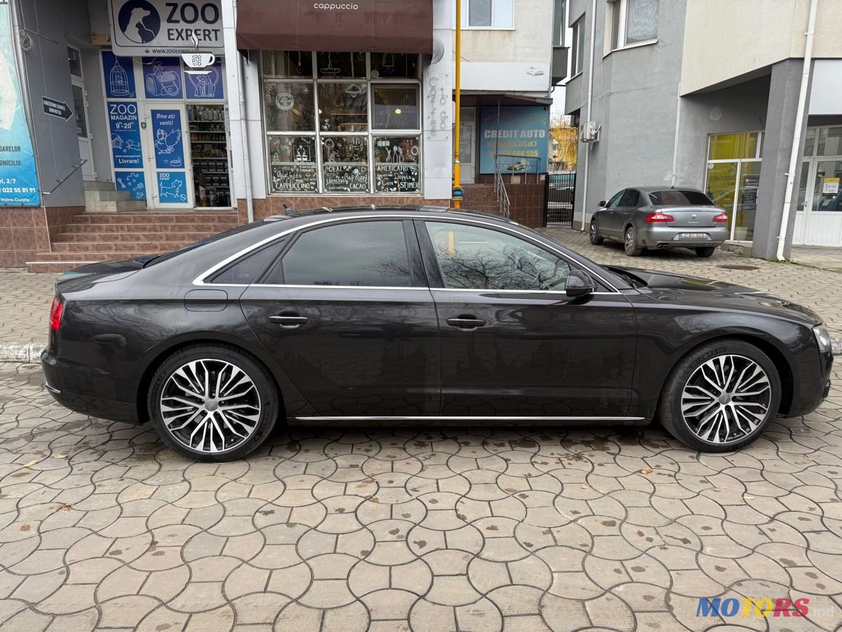 2010' Audi A8 photo #3