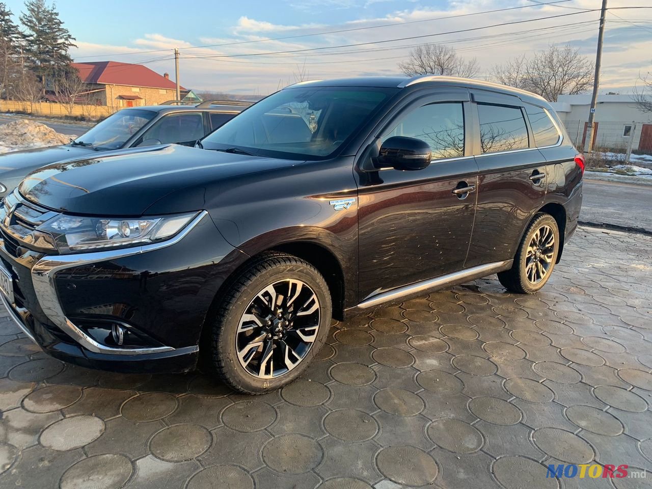 2015' Mitsubishi Outlander photo #1