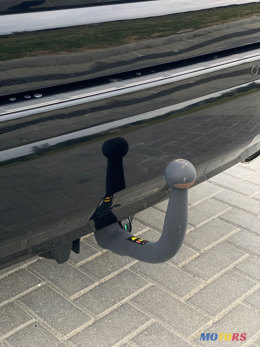 2022' Toyota RAV4 photo #5