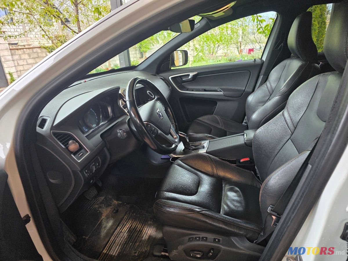 2015' Volvo XC60 photo #6