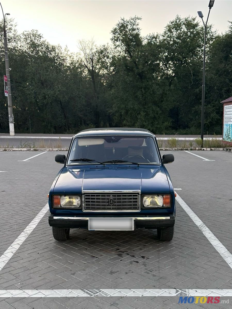 2002' ВАЗ 2107 Lada photo #1