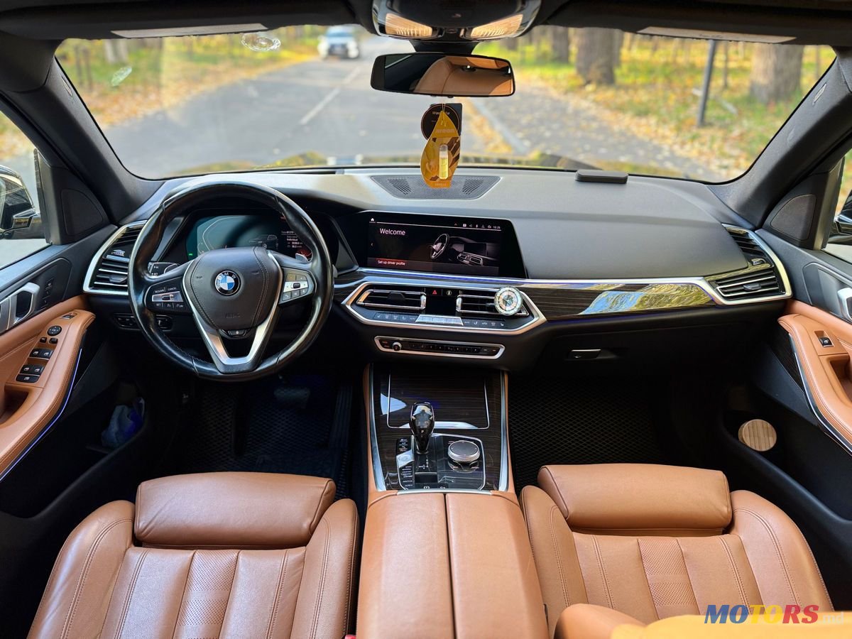 2019' BMW X5 photo #5