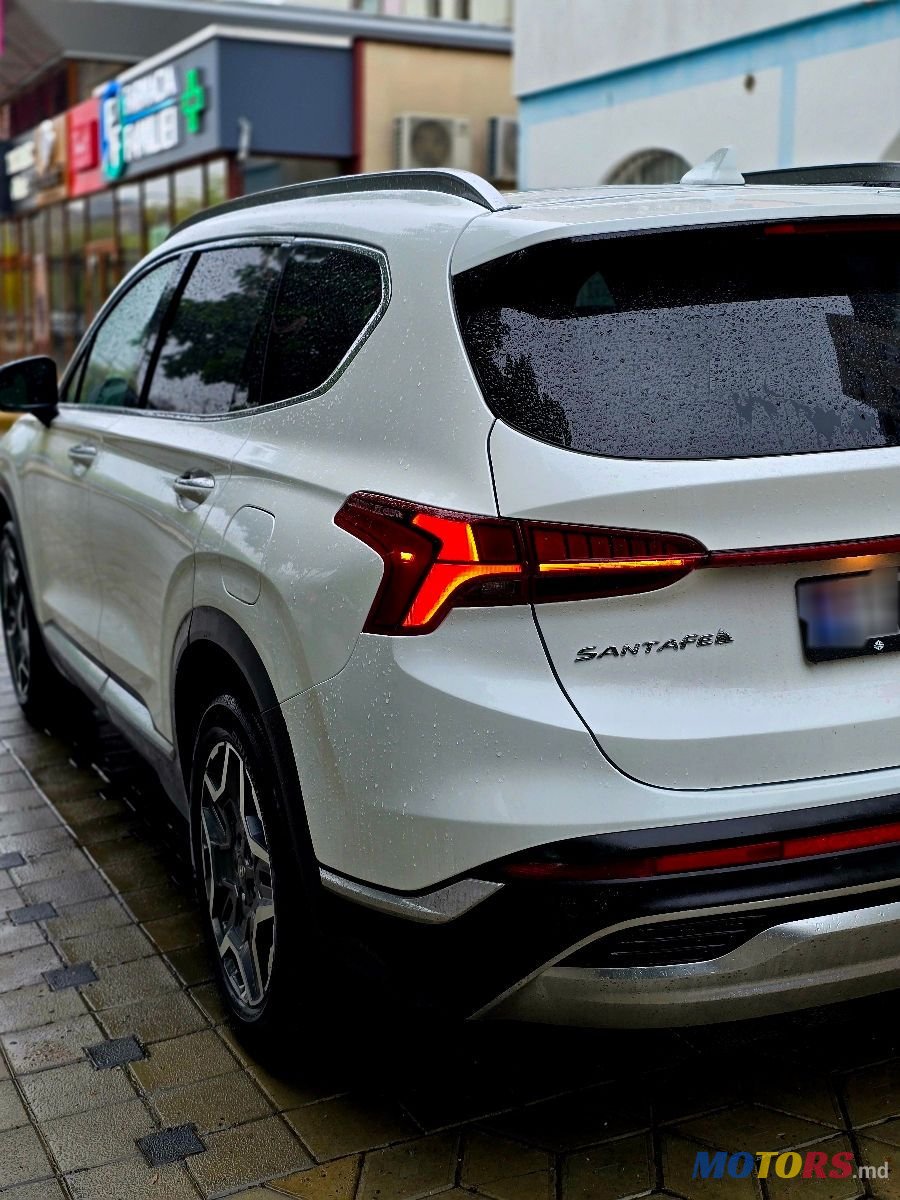 2022' Hyundai Santa Fe photo #5