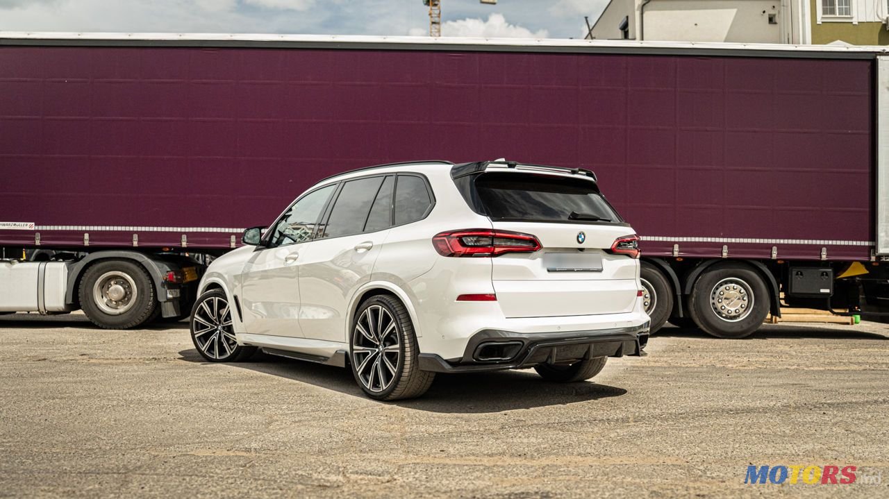 2019' BMW X5 photo #6