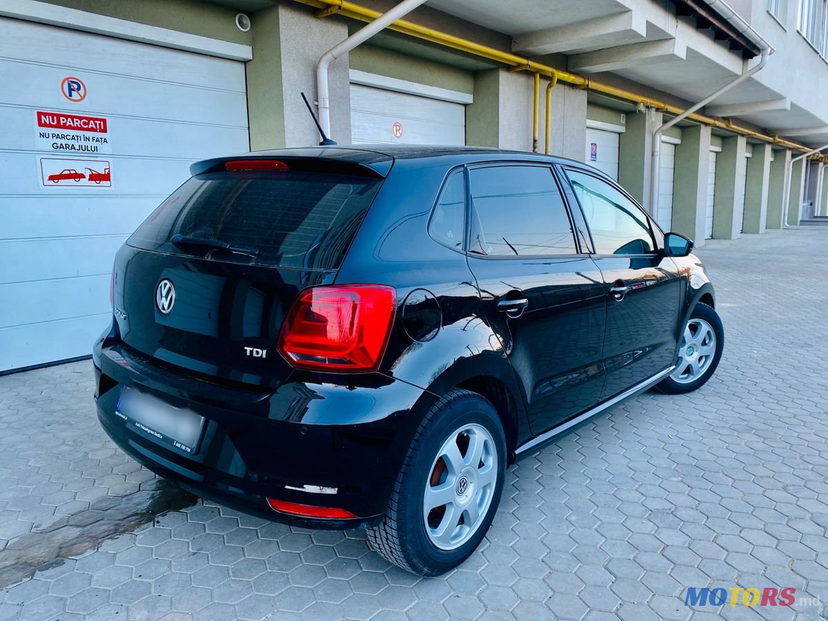 2016' Volkswagen Polo photo #3