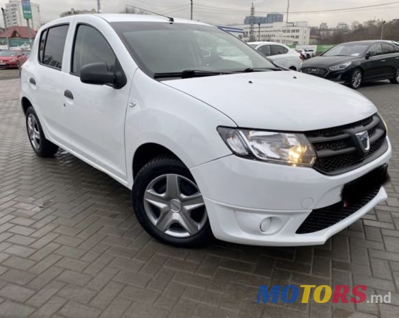2013' Dacia Sandero photo #1