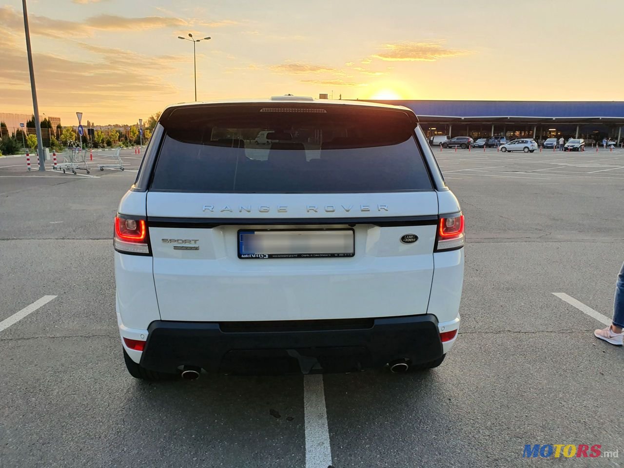 2014' Land Rover Range Rover Sport photo #5