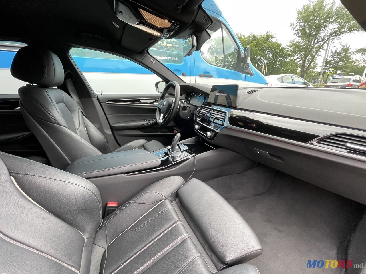 2018' BMW 5 Series photo #6