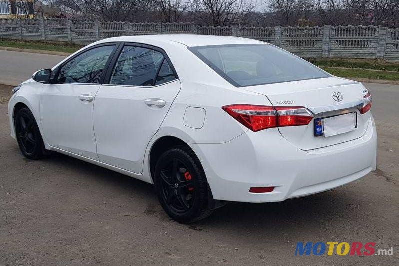 2016' Toyota Corolla photo #2