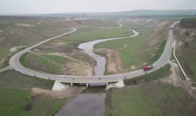 Построен новый мост через реку Реут