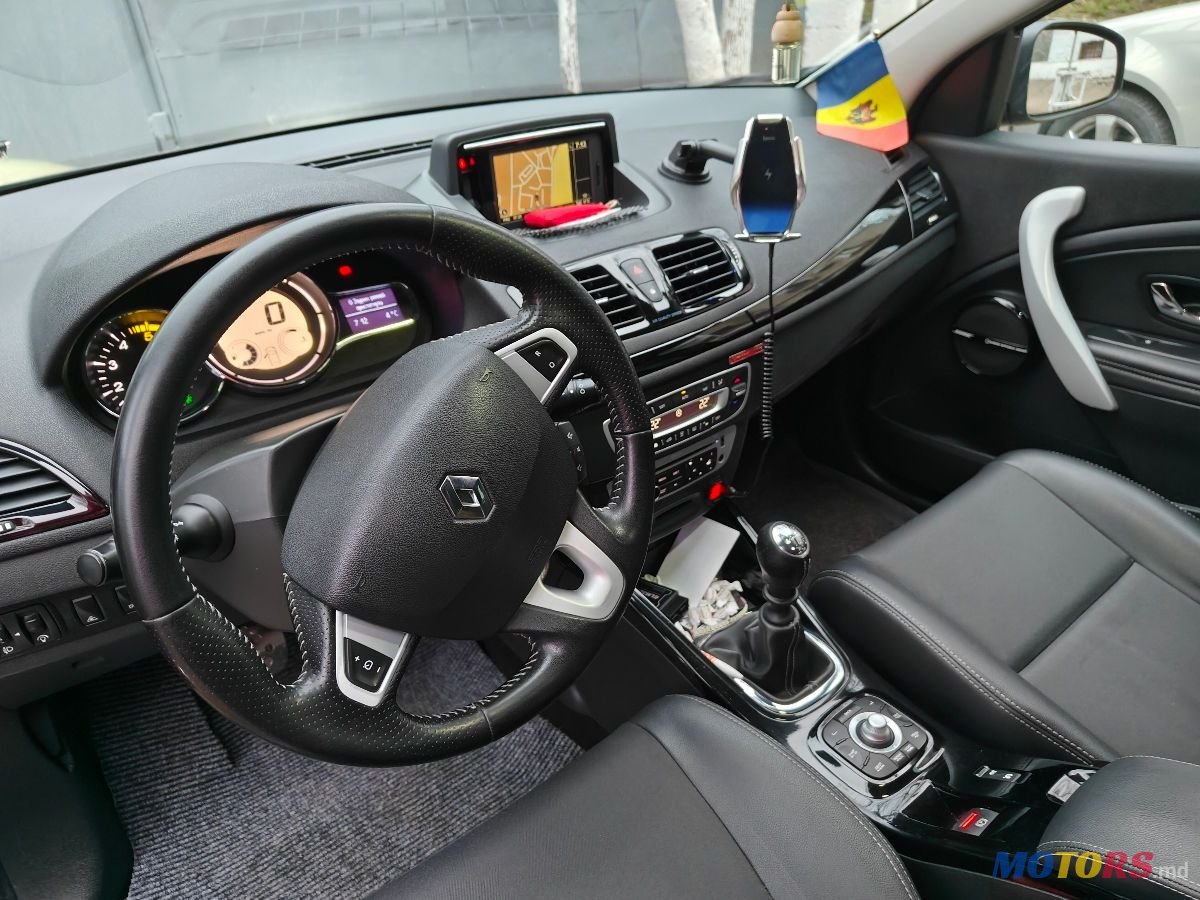 2013' Renault Megane photo #6