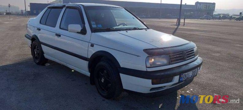 1993' Volkswagen Vento photo #1