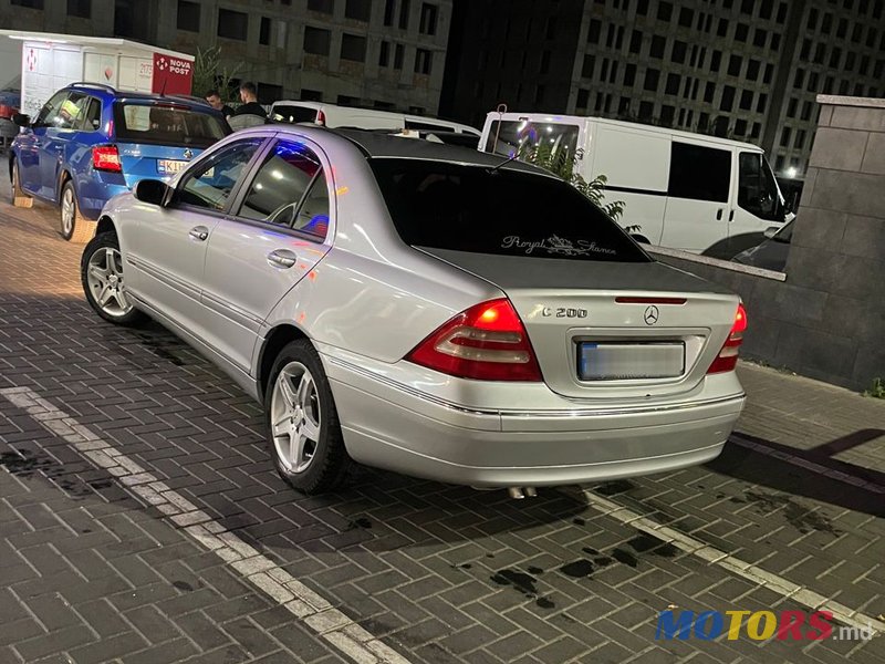 2001' Mercedes-Benz C-Class photo #2