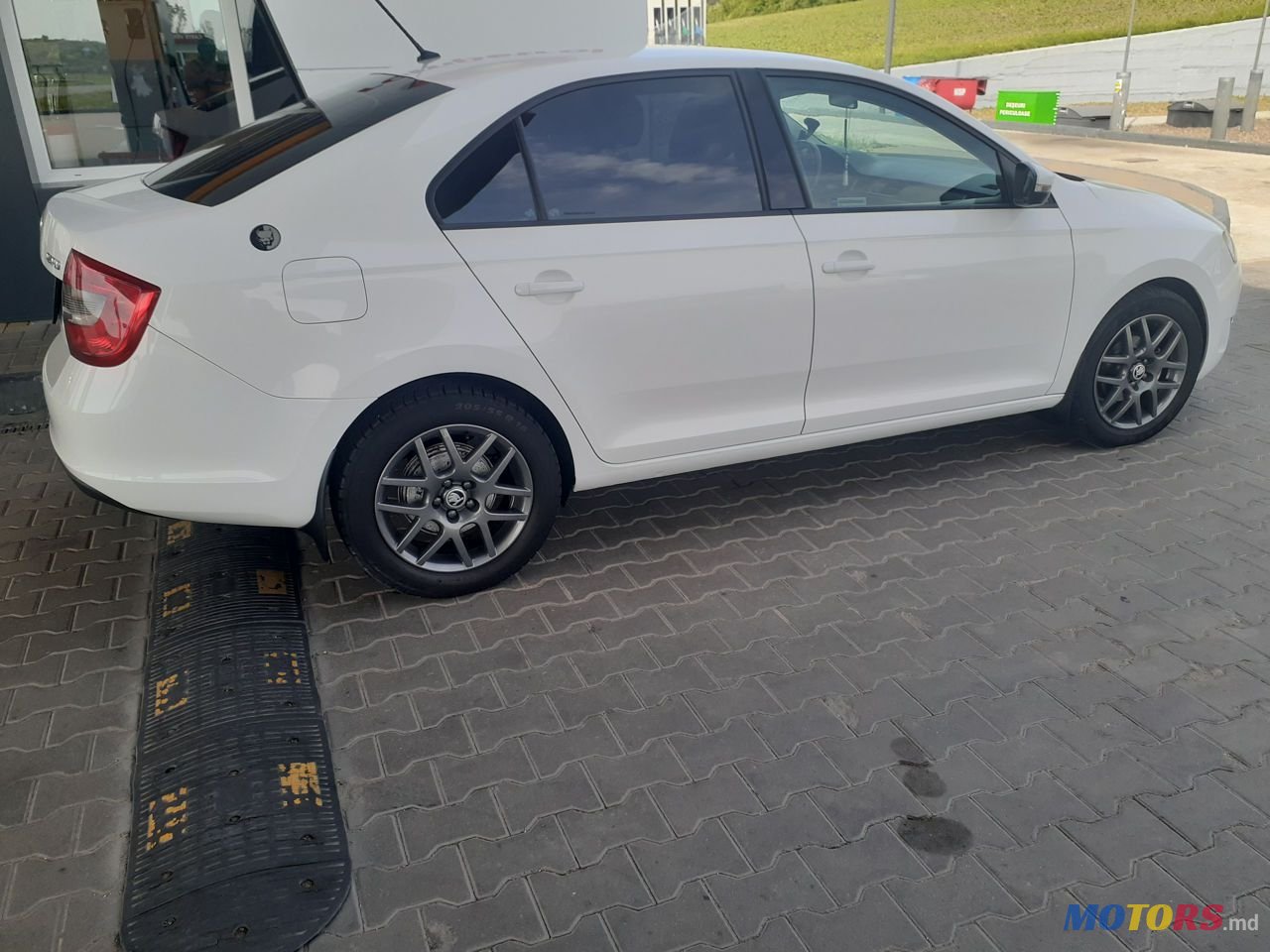 2015' Skoda Rapid photo #4