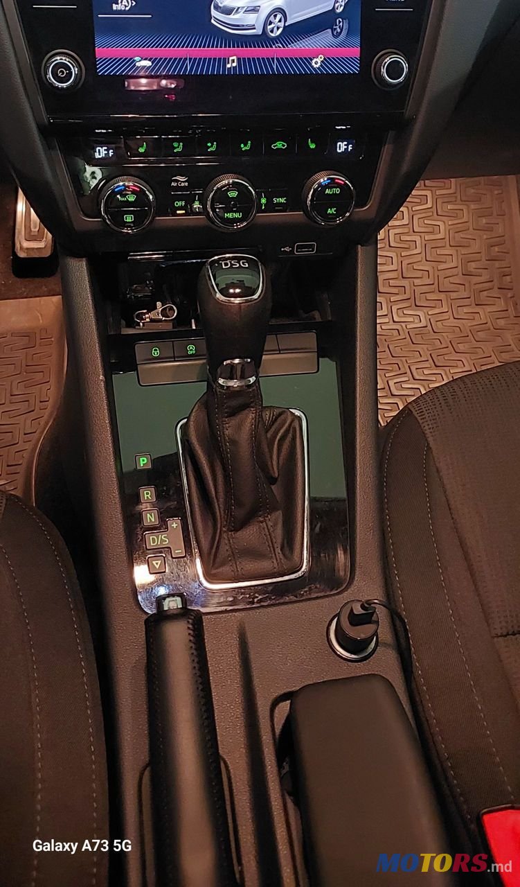 2018' Skoda Octavia photo #5