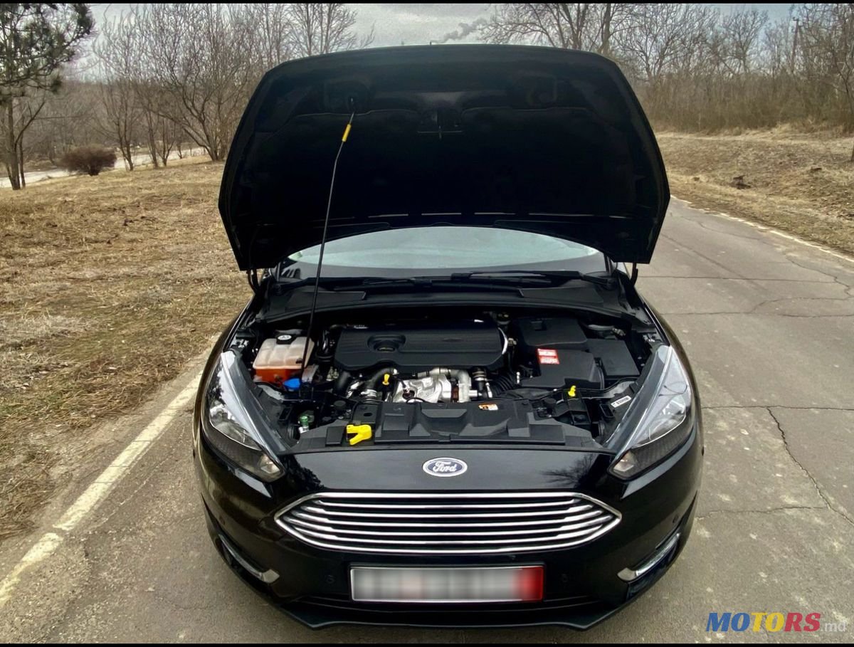 2016' Ford Focus photo #4