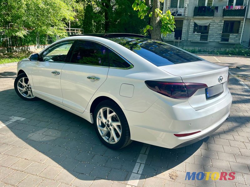 2014' Hyundai Sonata photo #3