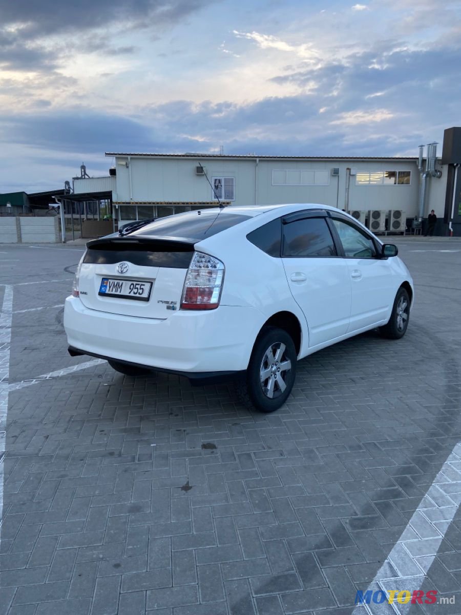 2009' Toyota Prius photo #4