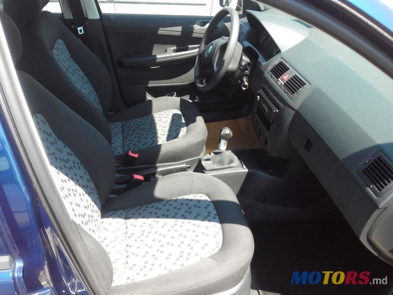 2007' Skoda Fabia photo #6