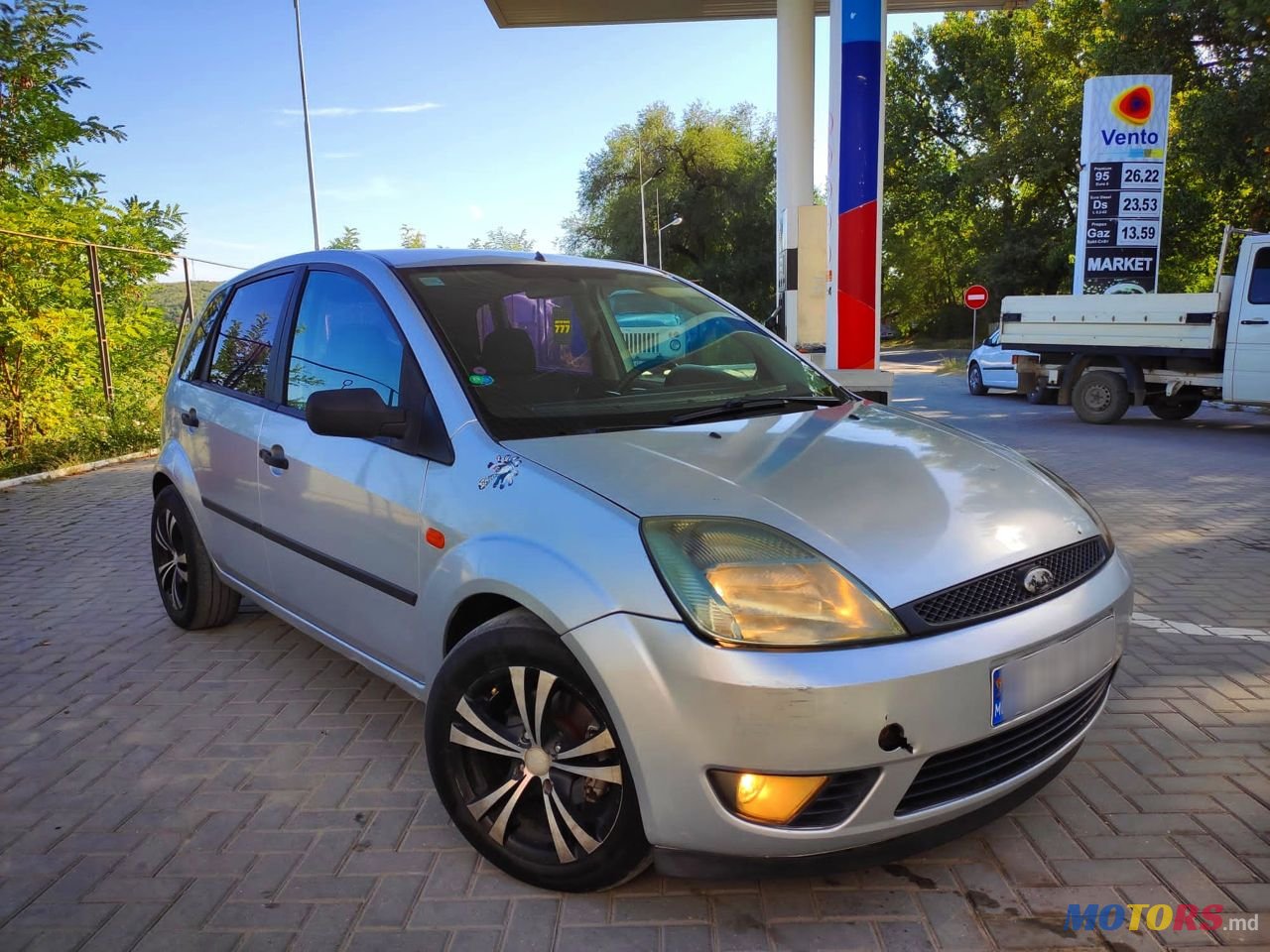 2002' Ford Fiesta photo #5