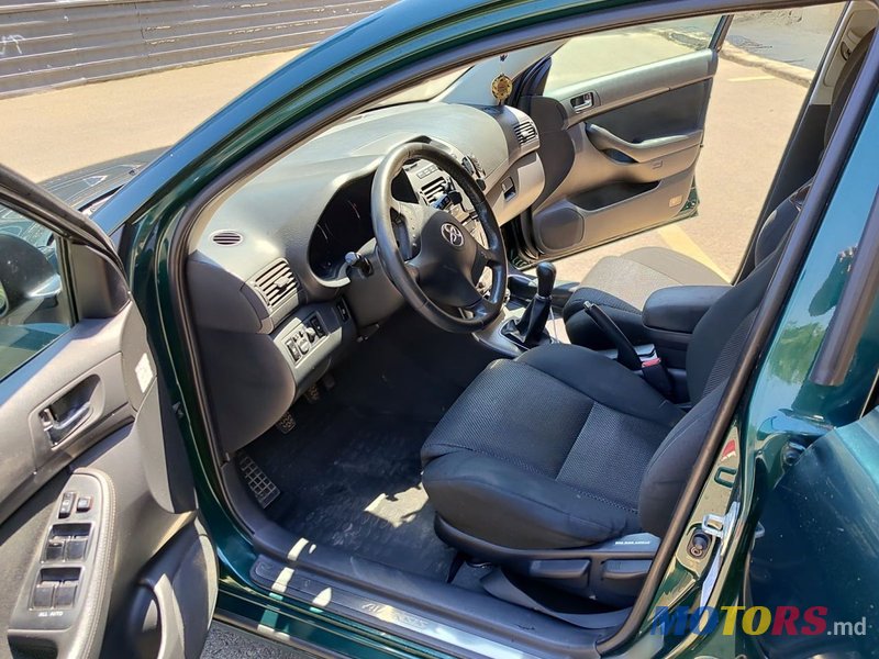 2006' Toyota Avensis photo #6