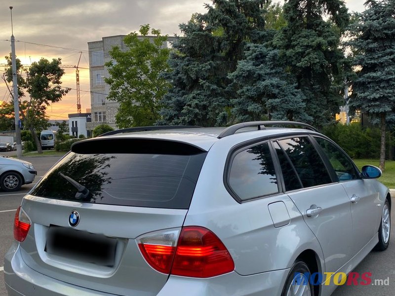 2008' BMW 3 Series photo #5