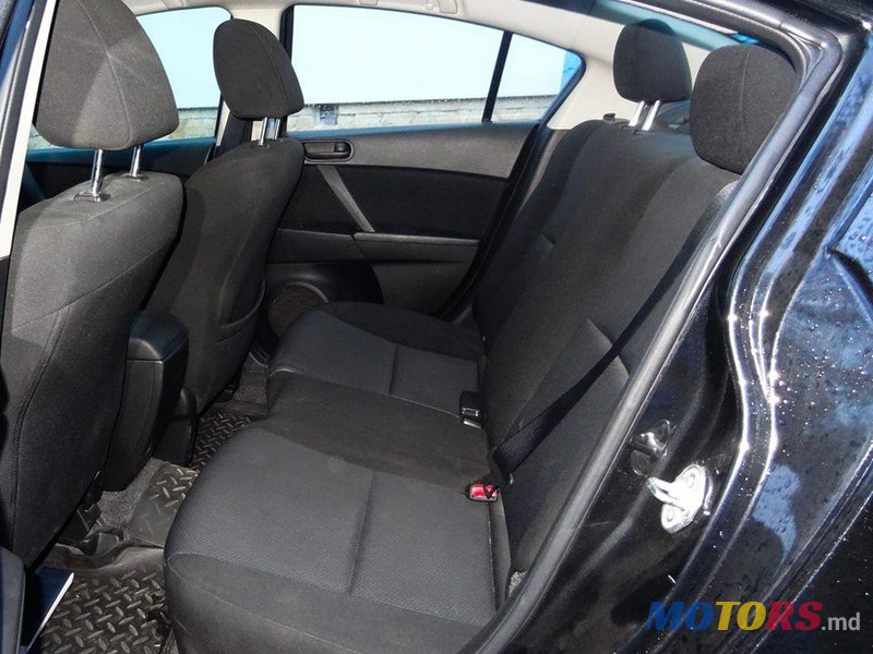 2011' Mazda 3 photo #5