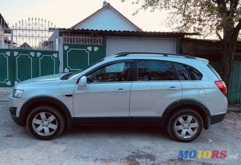 2012' Chevrolet Captiva photo #2