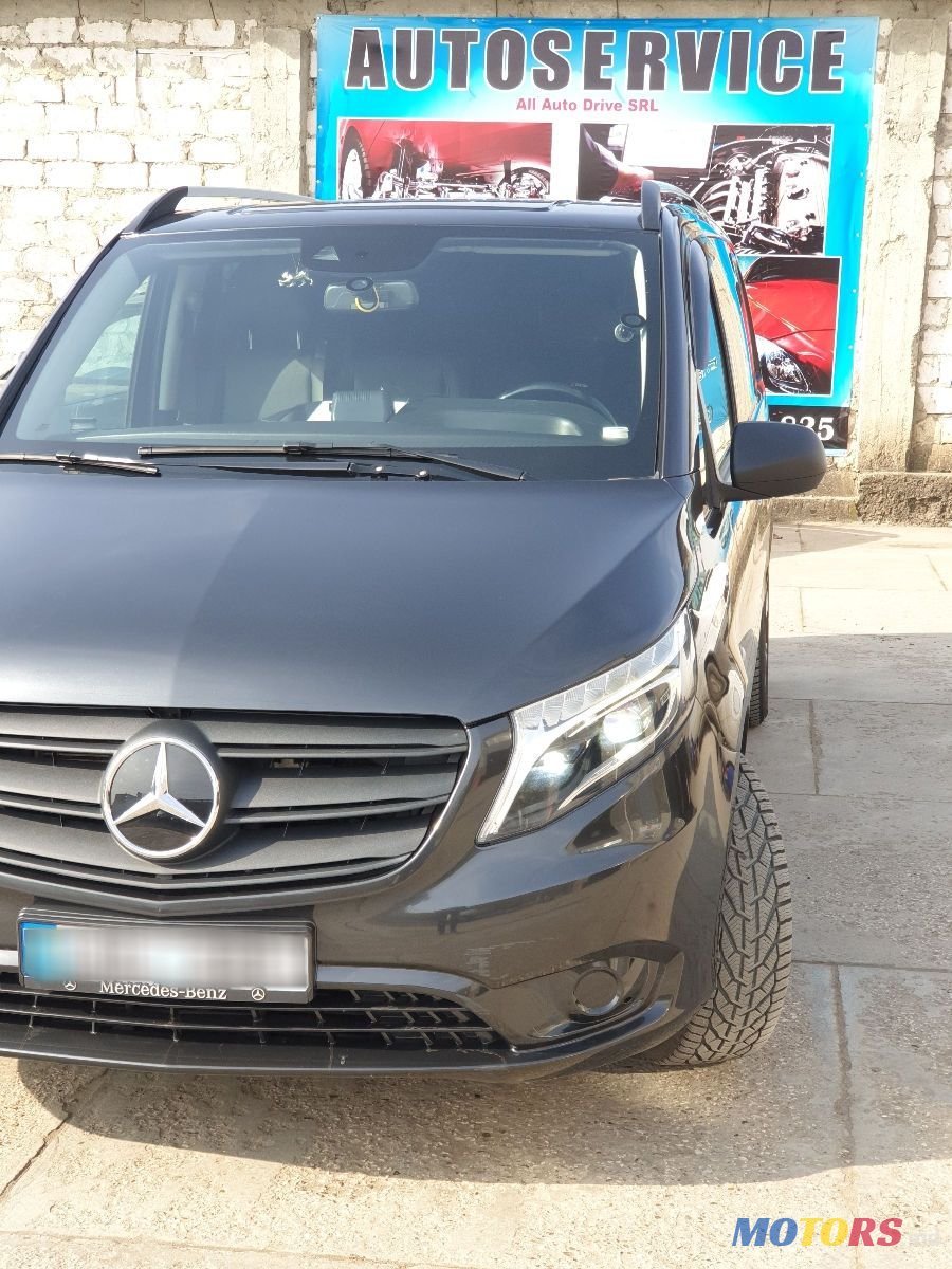 2020' Mercedes-Benz Vito photo #2