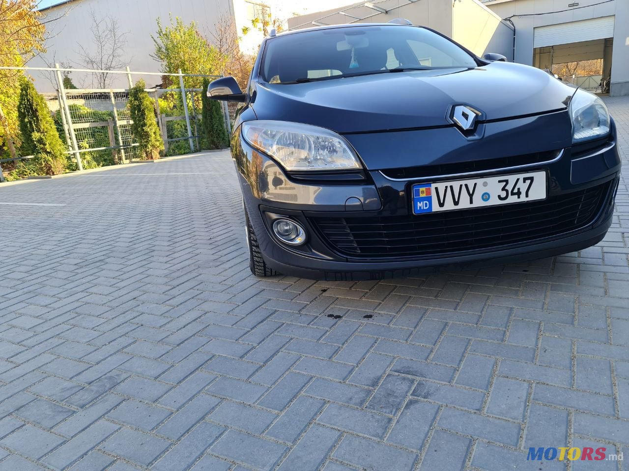 2012' Renault Megane photo #2
