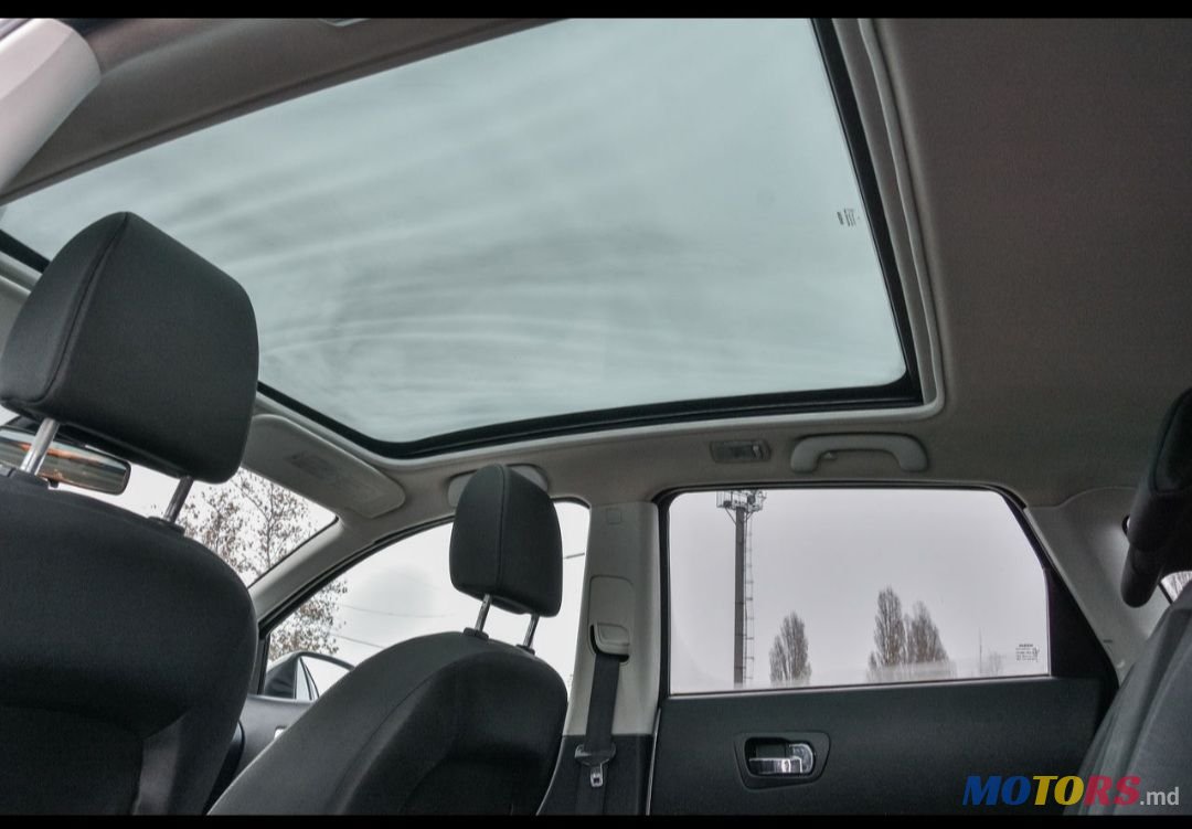 2012' Nissan Qashqai photo #3