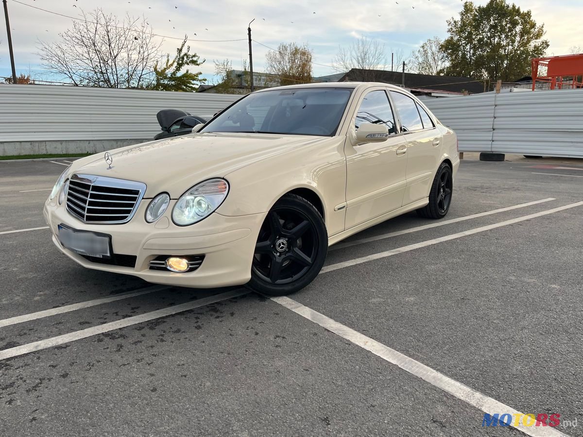 2008' Mercedes-Benz E Класс photo #2