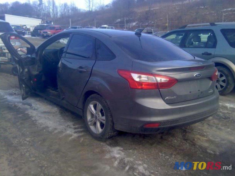 2014' Ford Focus photo #6