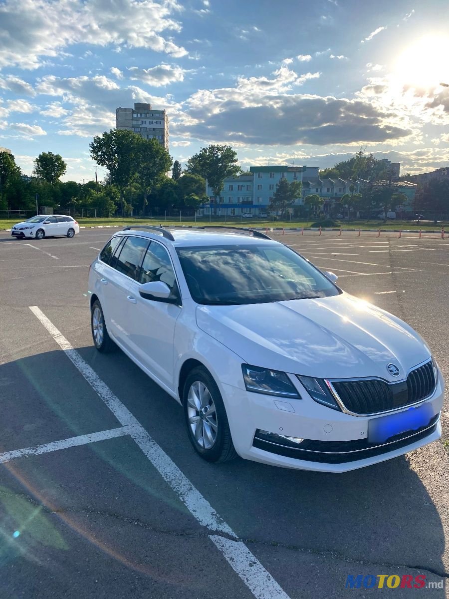 2019' Skoda Octavia photo #2