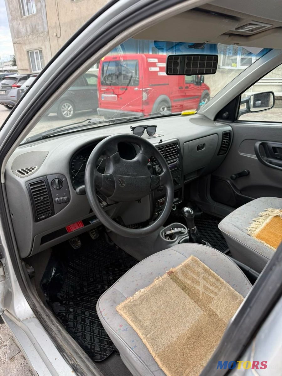 2002' Volkswagen Caddy photo #3