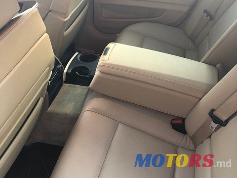 2009' BMW 730 photo #3