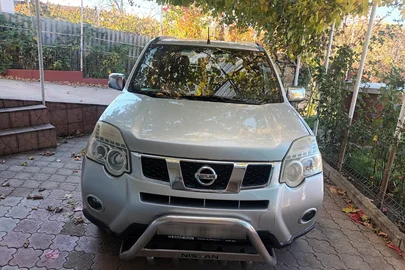 2011' Nissan X-Trail