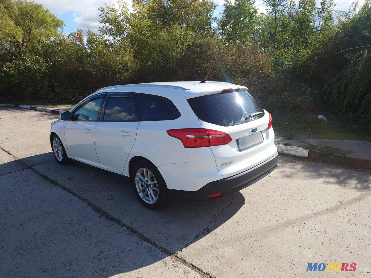 2016' Ford Focus photo #4