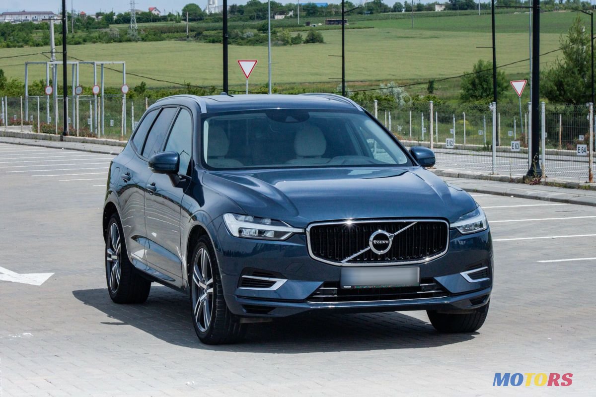 2017' Volvo XC60 photo #1