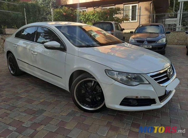 2011' Volkswagen Passat CC photo #1