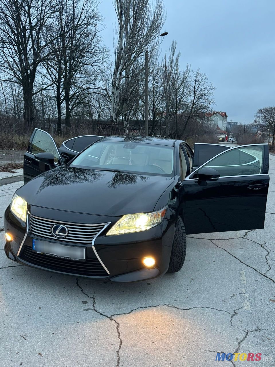 2013' Lexus Es Series photo #5