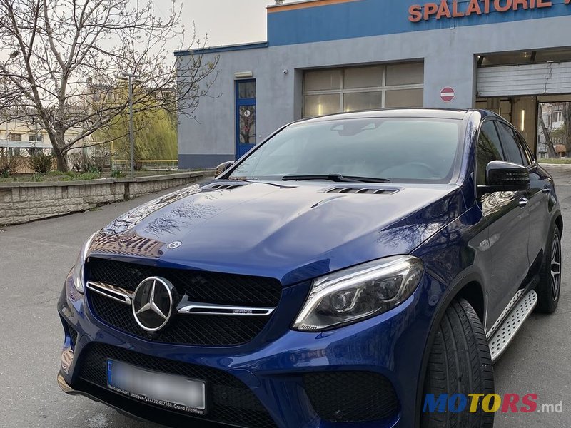 2019' Mercedes-Benz Gle Coupe photo #2