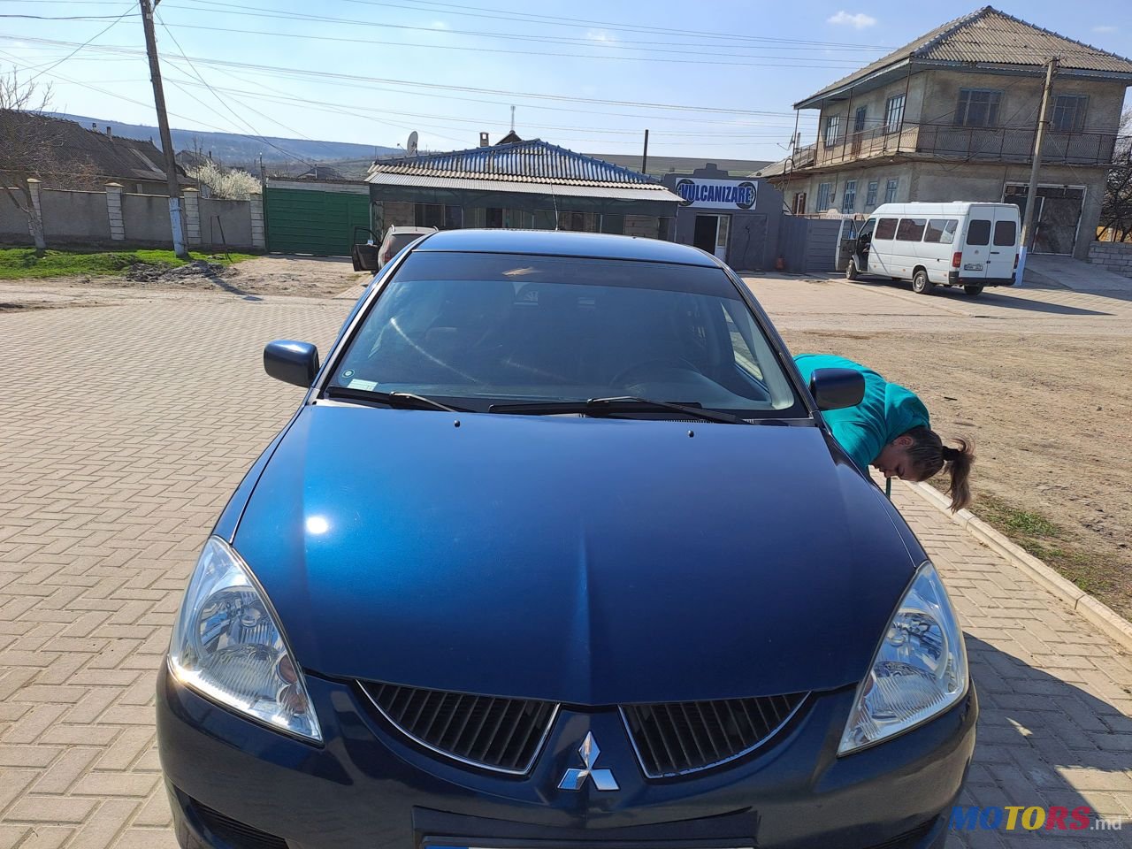 2004' Mitsubishi Lancer photo #6